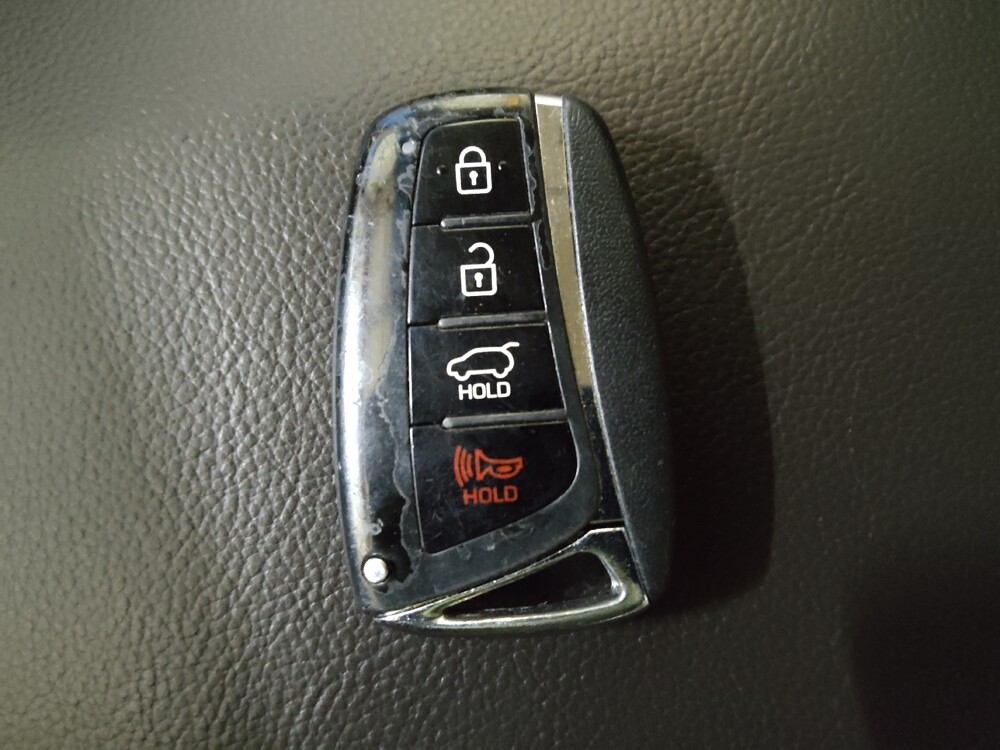 2018 Hyundai Santa Fe in Conyers, GA 30094 - 18082803 32