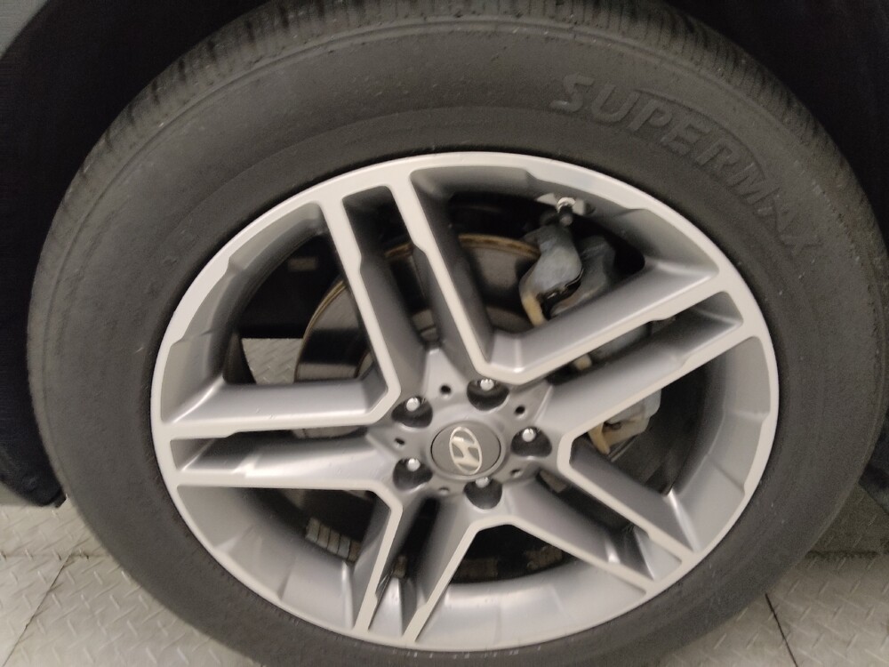 2018 Hyundai Santa Fe in Conyers, GA 30094 - 18082803 31