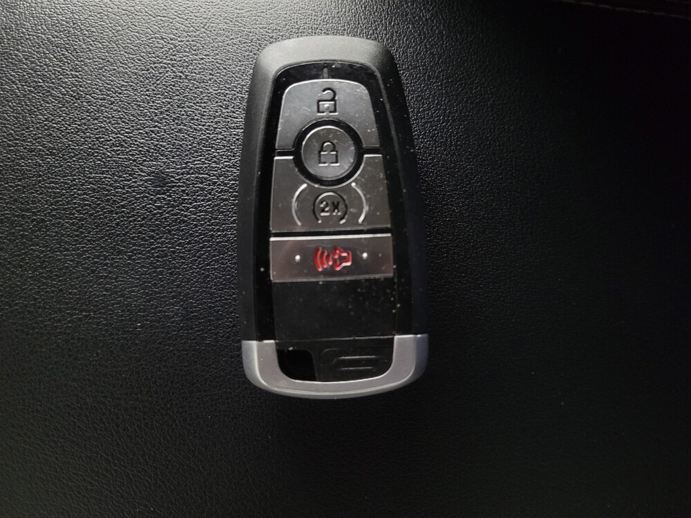 2018 Ford Edge in Athens, GA 30606 - 18082805 32