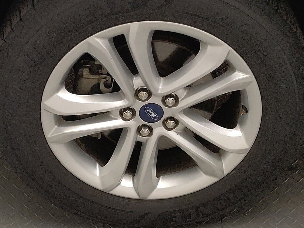 2019 Ford Edge in Temple, TX 76502 - 18082816 31