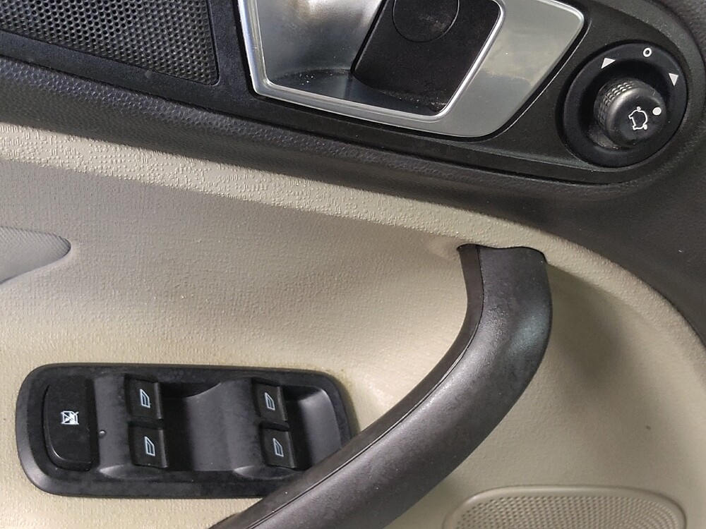 2016 Ford Fiesta in Bradenton, FL 34207 - 18082846 27