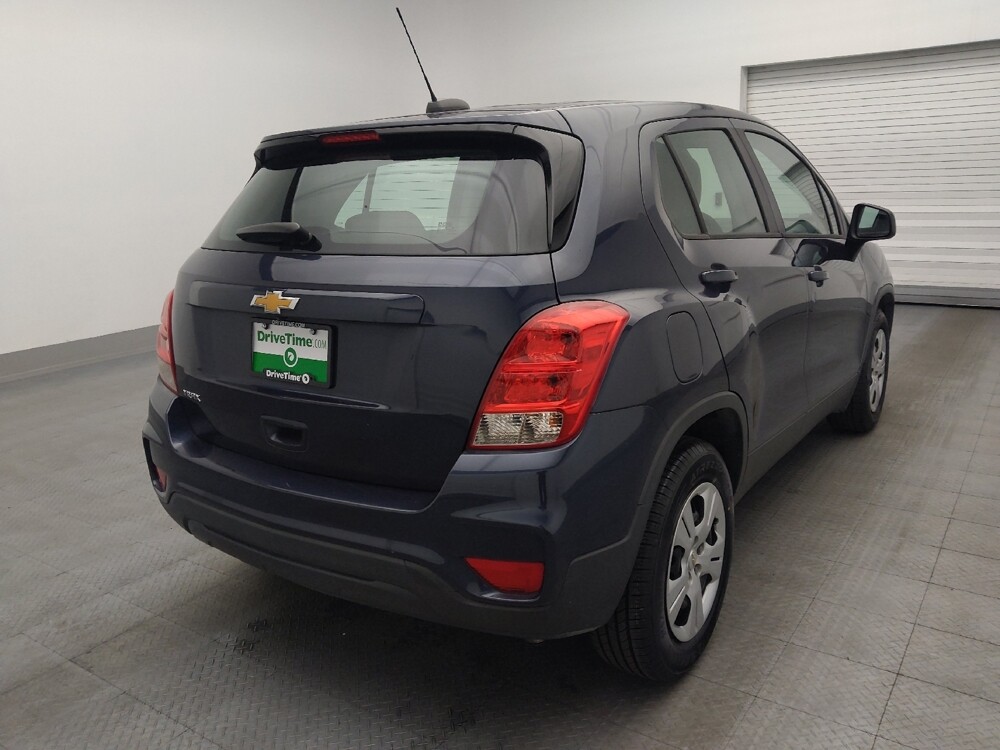 2018 Chevrolet Trax in Orlando, FL 32808 - 18082859 9