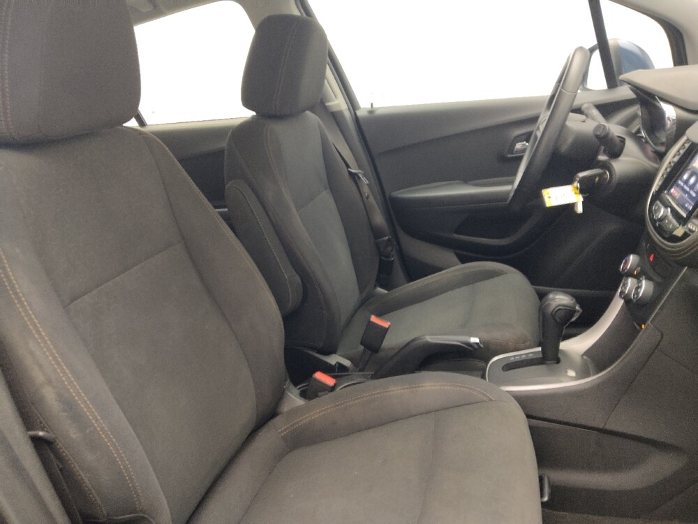 2018 Chevrolet Trax in Orlando, FL 32808 - 18082859 21