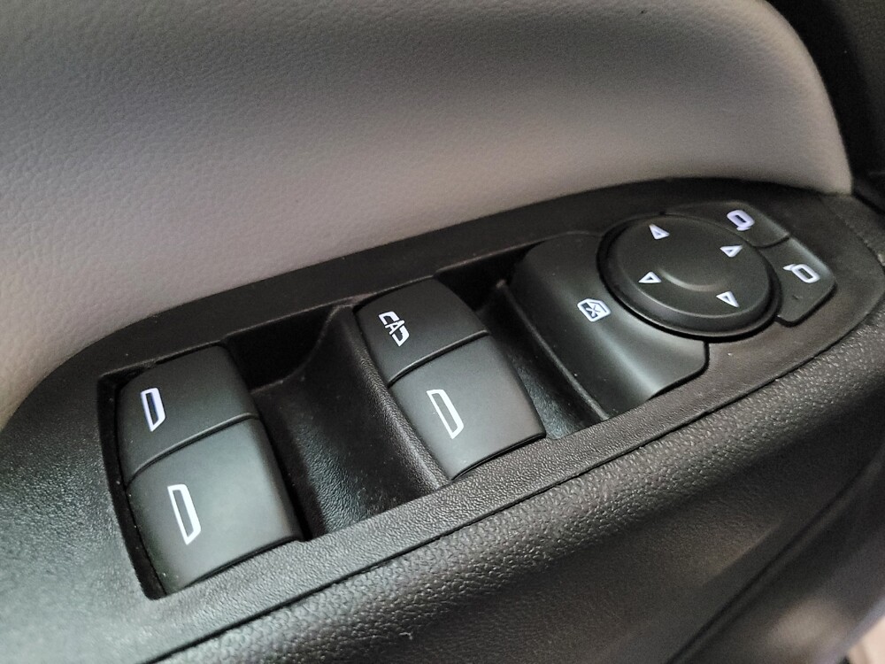 2018 Chevrolet Equinox in Winston-Salem, NC 27103 - 18082868 27