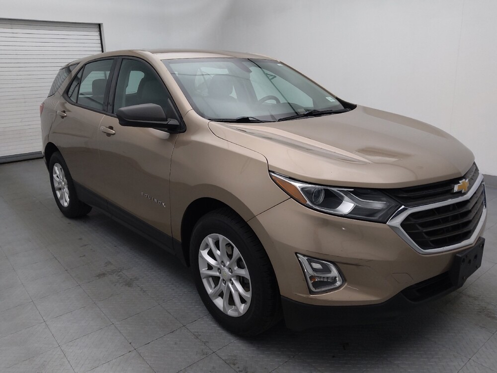 2018 Chevrolet Equinox in Winston-Salem, NC 27103 - 18082868 11