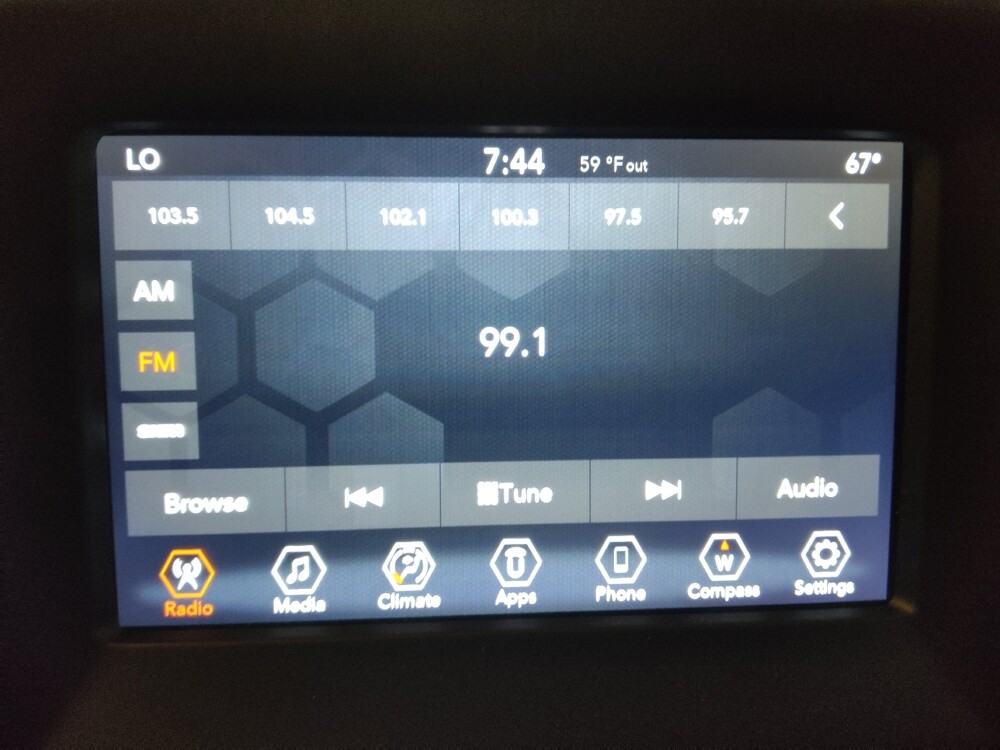 2018 Jeep Compass in Greenville, SC 29607 - 18082872 25