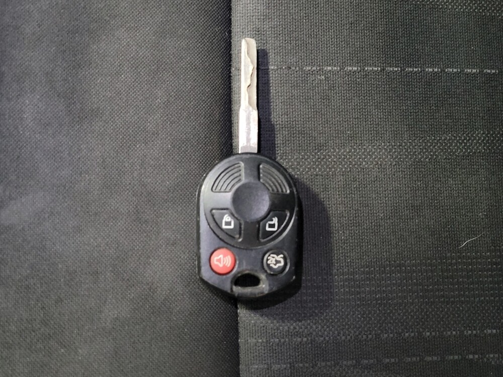 2018 Ford Focus in Hialeah, FL 33014 - 18082877 32