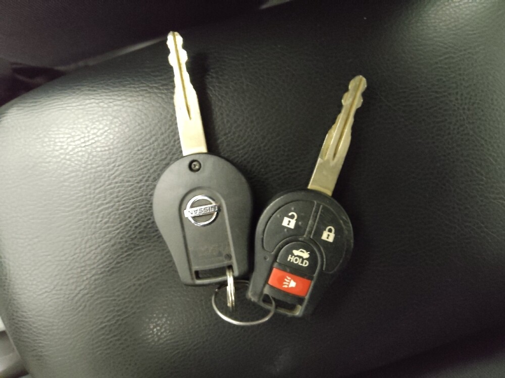 2016 Nissan Sentra in Lakewood, CO 80215 - 18082878 32