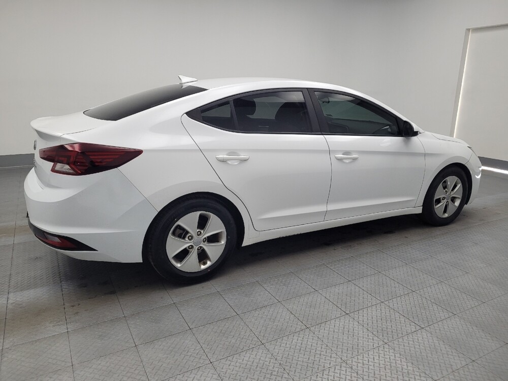 2019 Hyundai Elantra in Huntsville, AL 35816 - 18082886 10