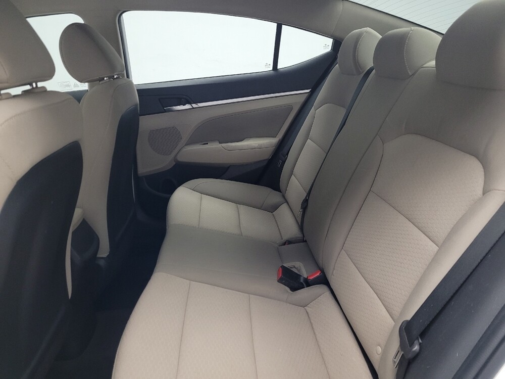 2019 Hyundai Elantra in Huntsville, AL 35816 - 18082886 18