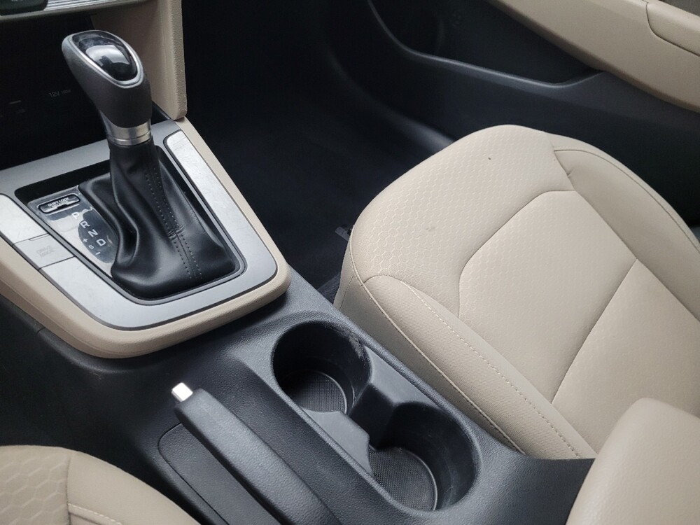 2019 Hyundai Elantra in Huntsville, AL 35816 - 18082886 26