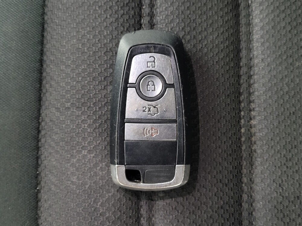 2018 Ford Fusion in Huntsville, AL 35816 - 18082887 32