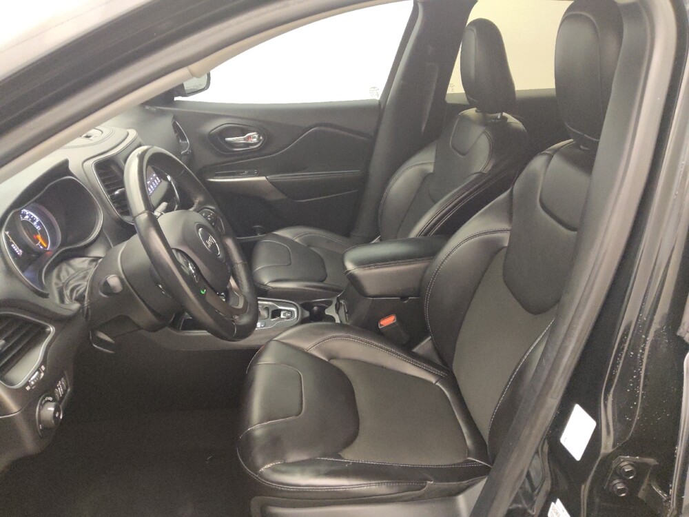 2019 Jeep Cherokee in Baton Rouge, LA 70816 - 18082904 17