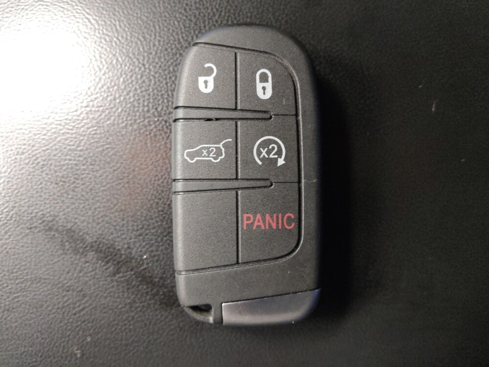 2015 Jeep Grand Cherokee in Baton Rouge, LA 70816 - 18082905 32