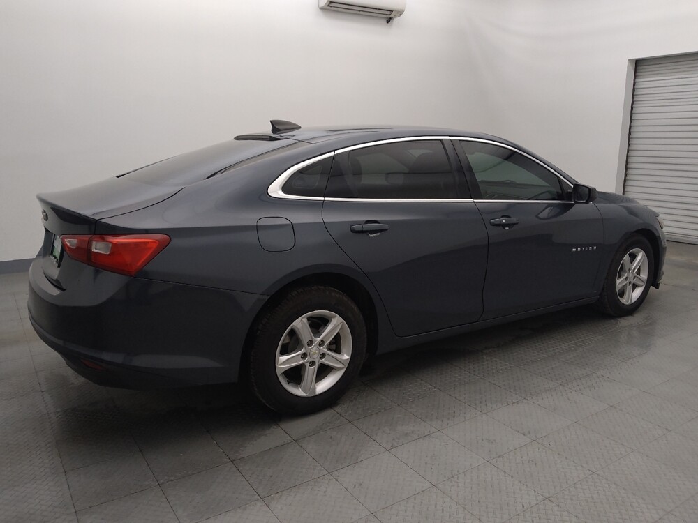 2020 Chevrolet Malibu in Houston, TX 77034 - 18082912 10