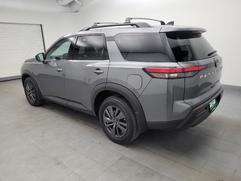 2022 Nissan Pathfinder in Toledo, OH 43617 - 18082919 3