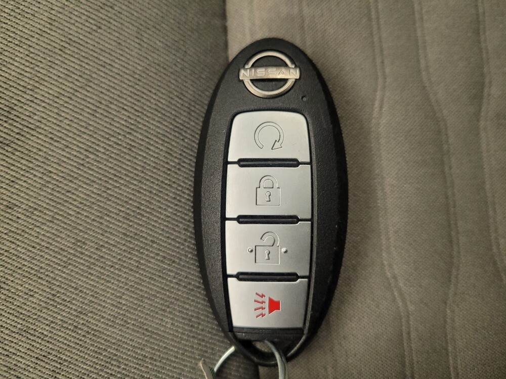 2022 Nissan Pathfinder in Toledo, OH 43617 - 18082919 32