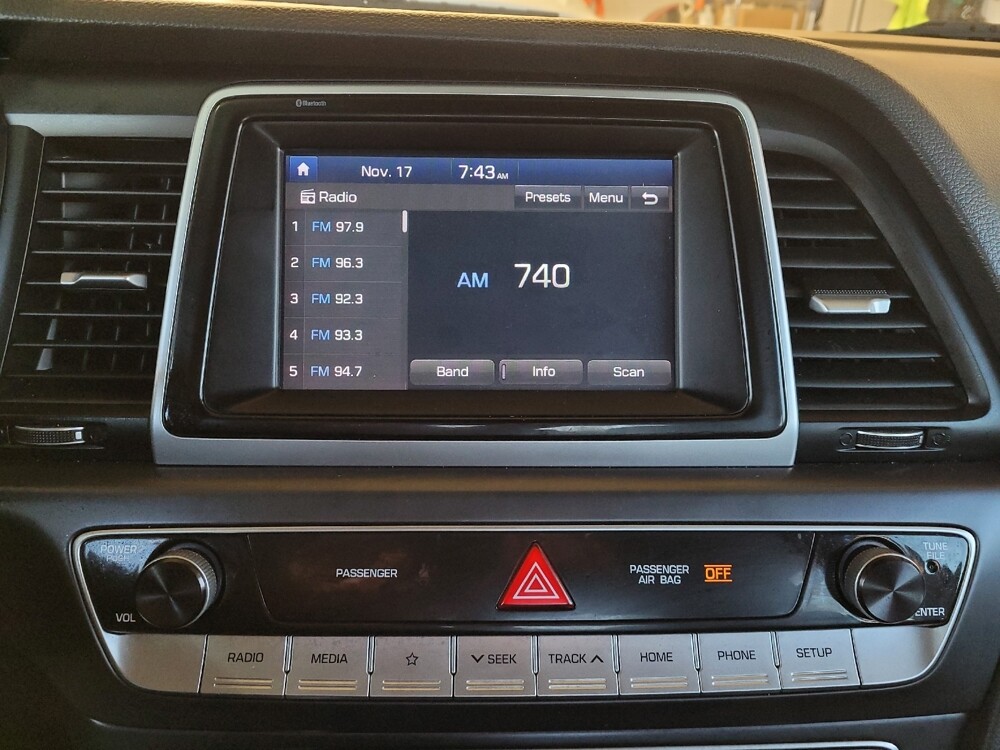 2018 Hyundai Sonata in Toledo, OH 43617 - 18082921 25