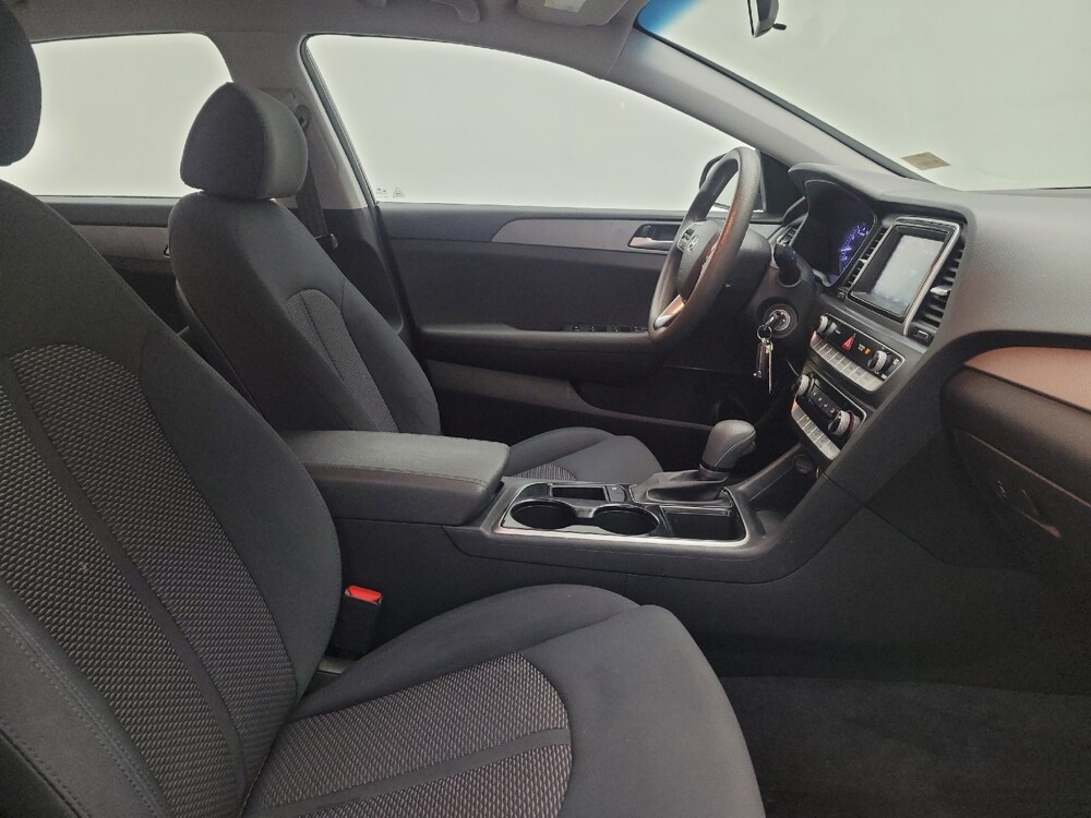 2018 Hyundai Sonata in Toledo, OH 43617 - 18082921 21