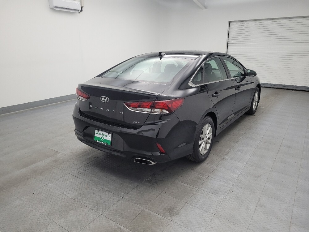 2018 Hyundai Sonata in Toledo, OH 43617 - 18082921 9