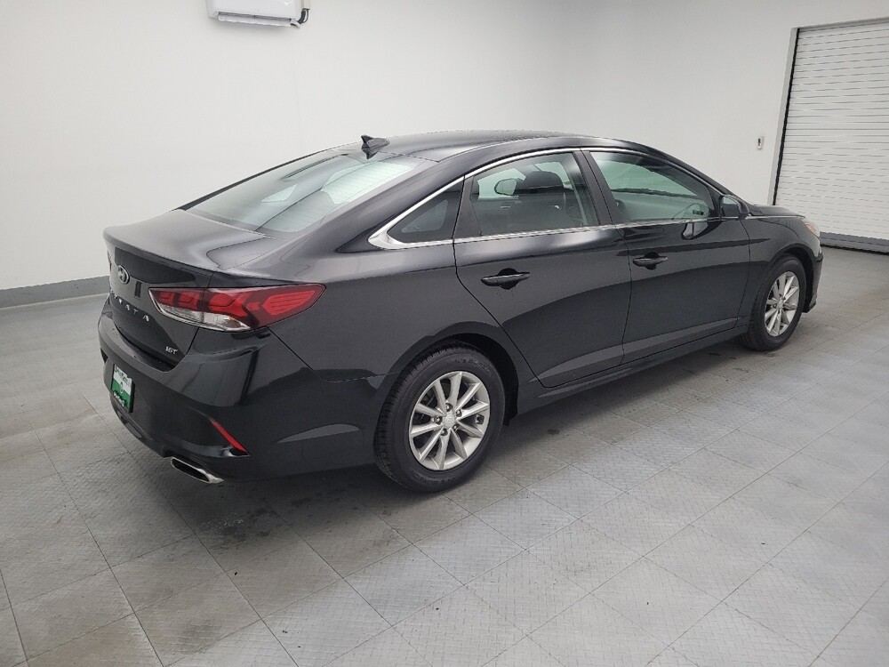 2018 Hyundai Sonata in Toledo, OH 43617 - 18082921 10