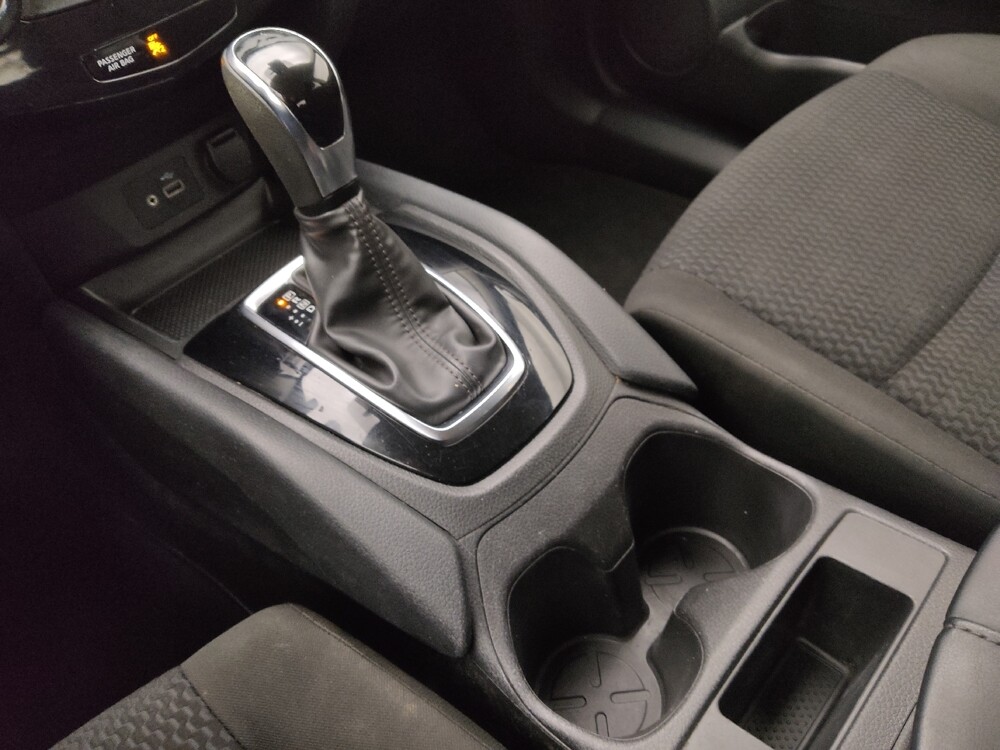 2020 Nissan Rogue Sport in Gladstone, MO 64118 - 18082935 26