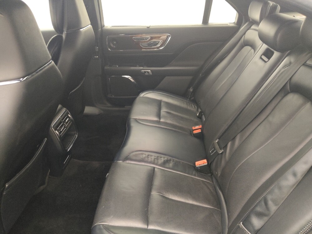 2017 Lincoln Continental in St. Louis, MO 63136 - 18082937 18