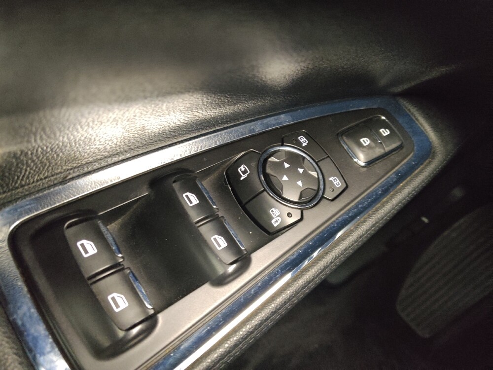 2017 Lincoln Continental in St. Louis, MO 63136 - 18082937 27