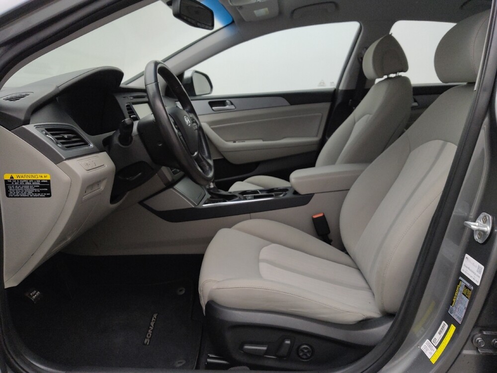 2017 Hyundai Sonata in St. Louis, MO 63136 - 18082943 17