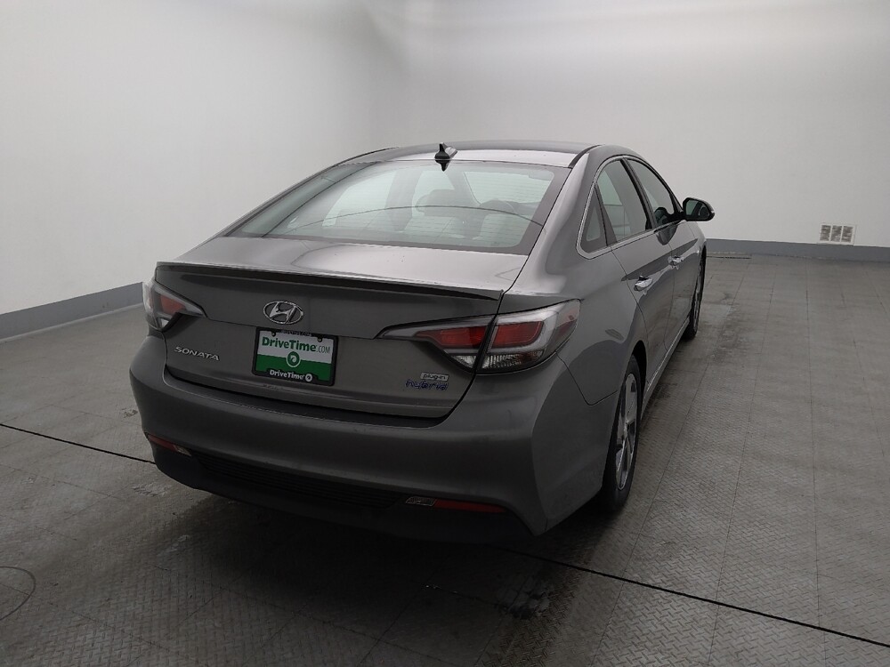 2017 Hyundai Sonata in St. Louis, MO 63136 - 18082943 7