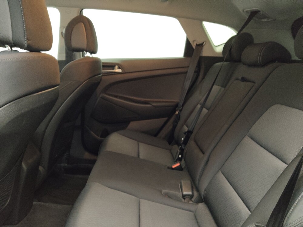 2017 Hyundai Tucson in Midlothian, IL 60445 - 18082945 18