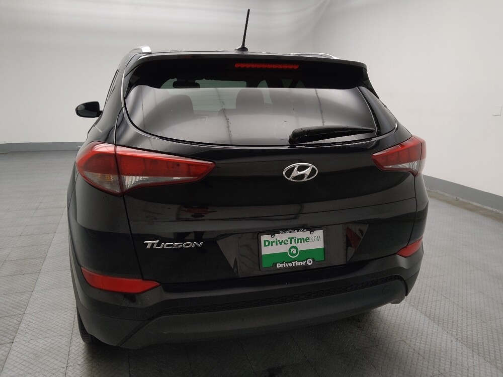 2017 Hyundai Tucson in Midlothian, IL 60445 - 18082945 6