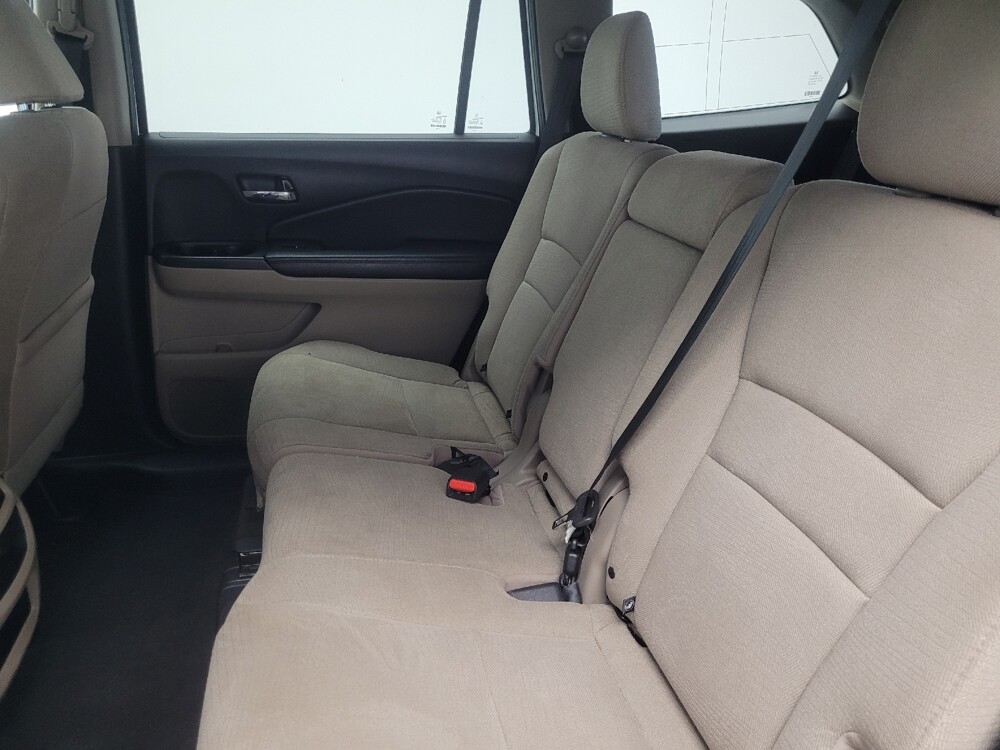 2016 Honda Pilot in Indianapolis, IN 46219 - 18082950 18