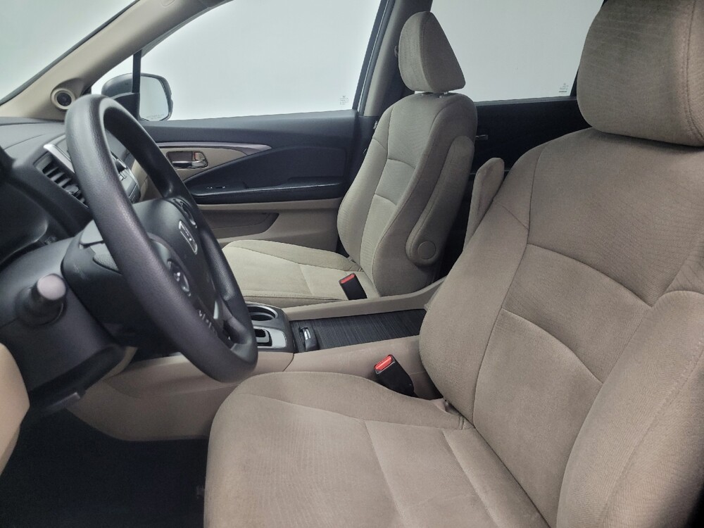 2016 Honda Pilot in Indianapolis, IN 46219 - 18082950 17