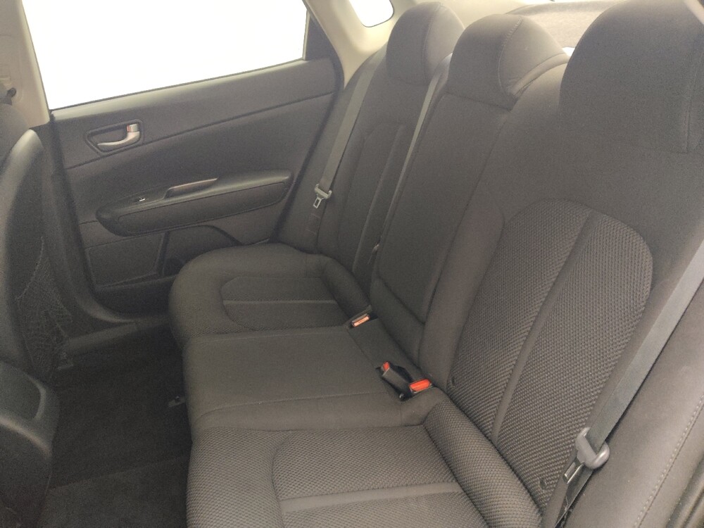 2019 Kia Optima in Gainesville, FL 32609 - 18082951 18