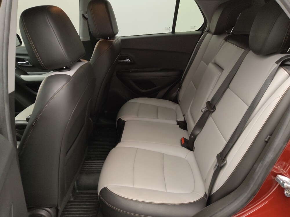 2021 Chevrolet Trax in Gladstone, MO 64118 - 18082963 18