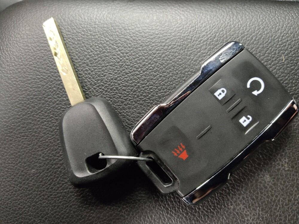 2018 Chevrolet Silverado 1500 in Houston, TX 77074 - 18082983 32