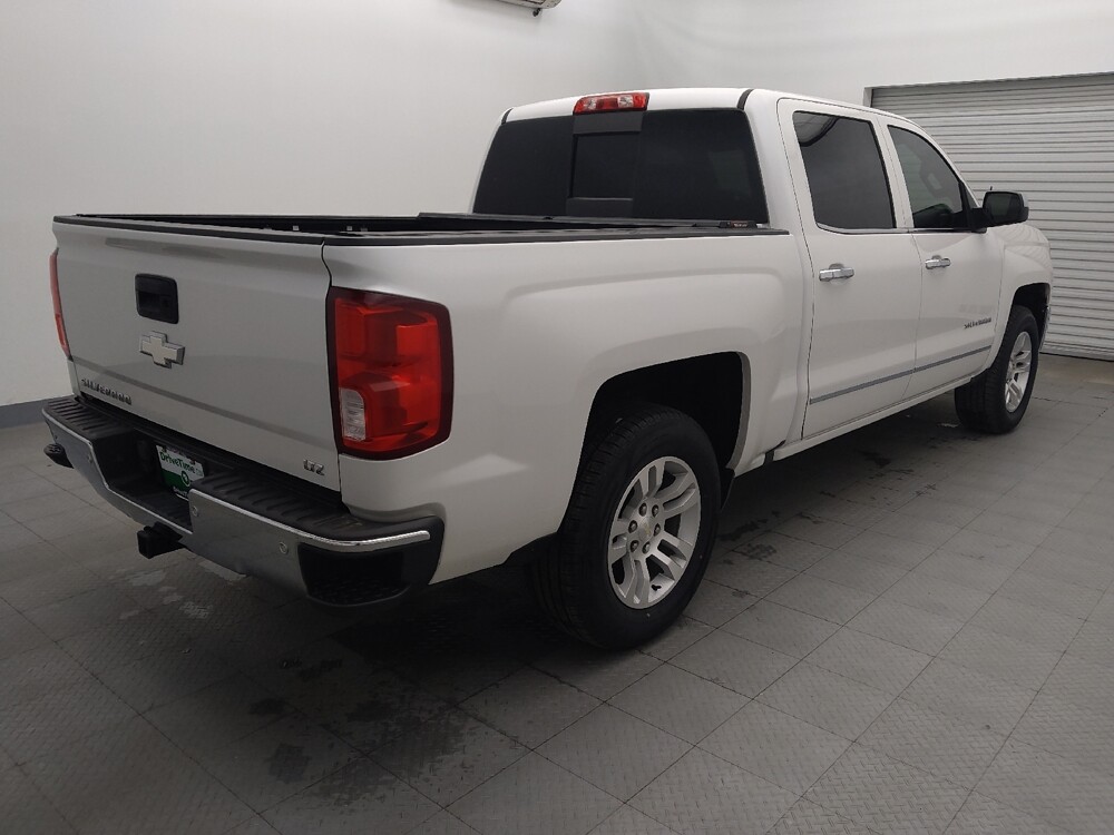 2018 Chevrolet Silverado 1500 in Houston, TX 77074 - 18082983 9
