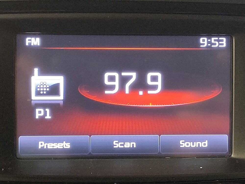 2016 Kia Sorento in Fayetteville, NC 28304 - 18082990 25