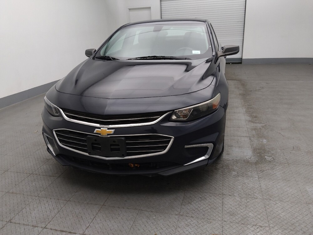 2017 Chevrolet Malibu in Gladstone, MO 64118 - 18082992 15