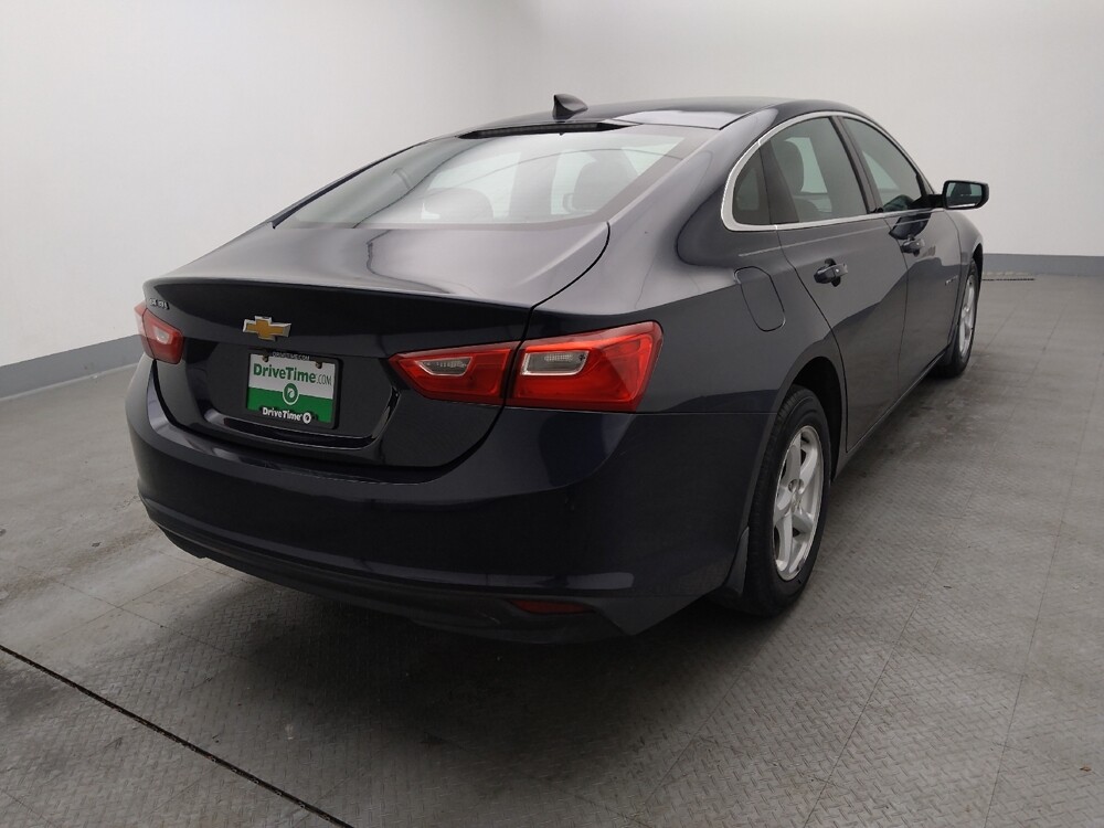 2017 Chevrolet Malibu in Gladstone, MO 64118 - 18082992 9