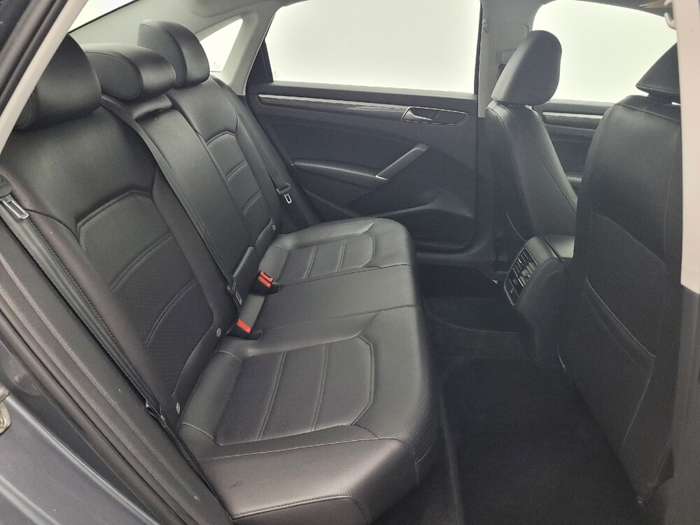 2018 Volkswagen Passat in Raleigh, NC 27604 - 18082995 19