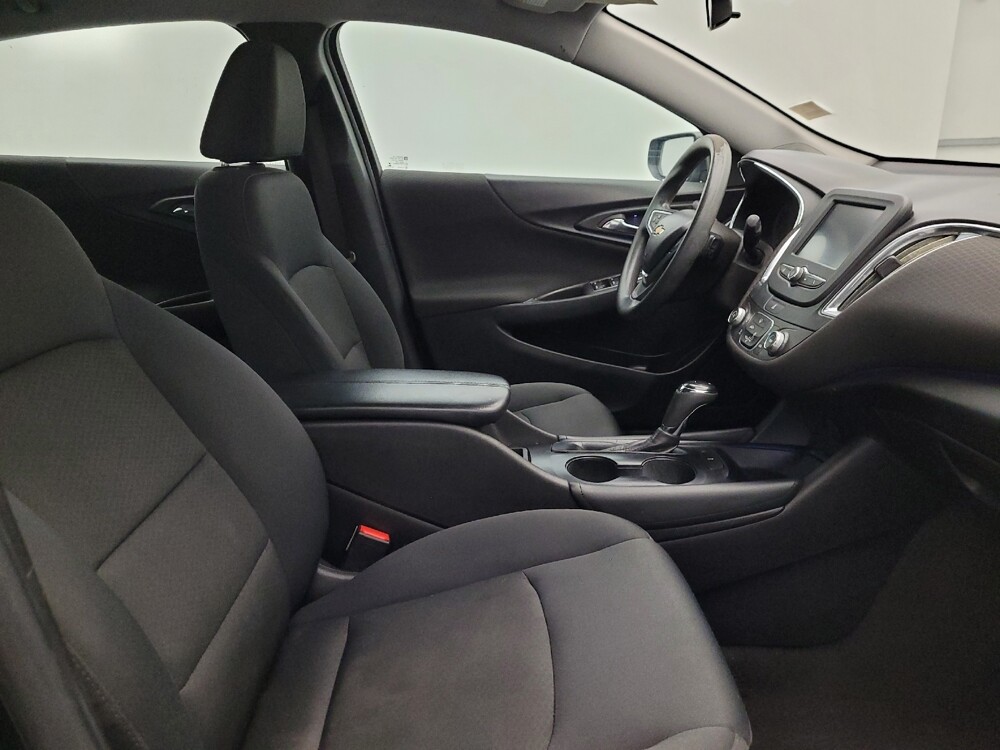 2017 Chevrolet Malibu in Albuquerque, NM 87123 - 18083006 21