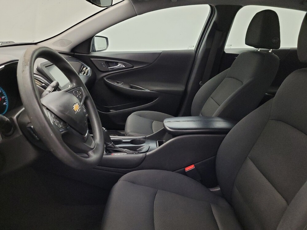 2017 Chevrolet Malibu in Albuquerque, NM 87123 - 18083006 17