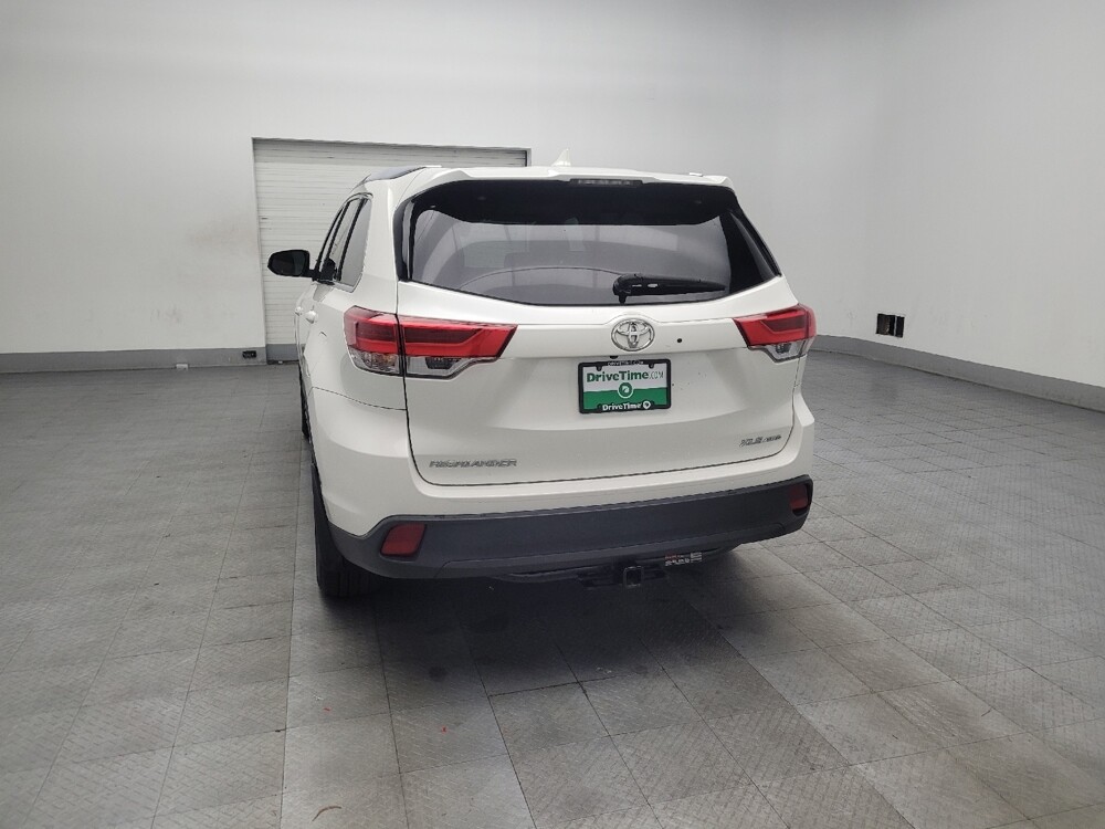 2019 Toyota Highlander in Knoxville, TN 37923 - 18083010 6