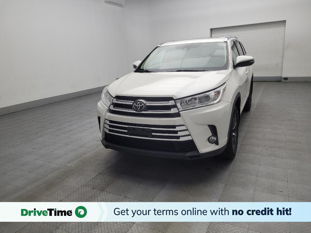 2019 Toyota Highlander in Knoxville, TN 37923 - 18083010