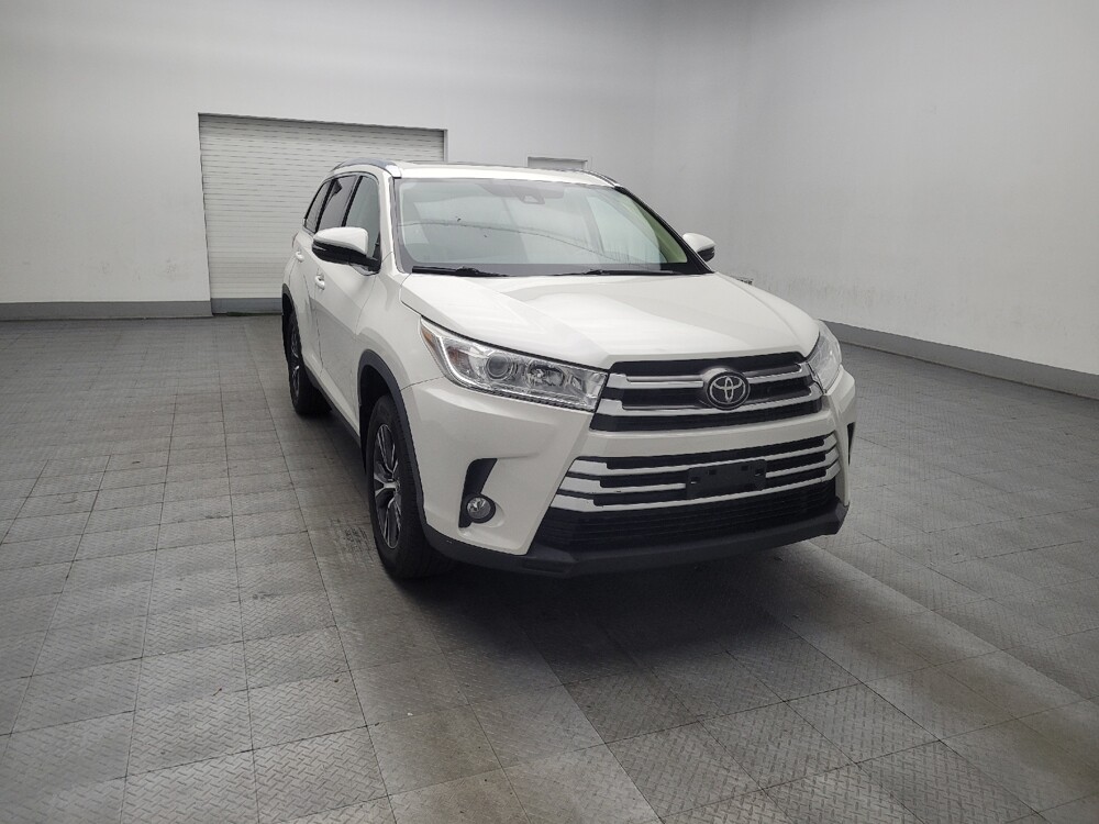 2019 Toyota Highlander in Knoxville, TN 37923 - 18083010 14