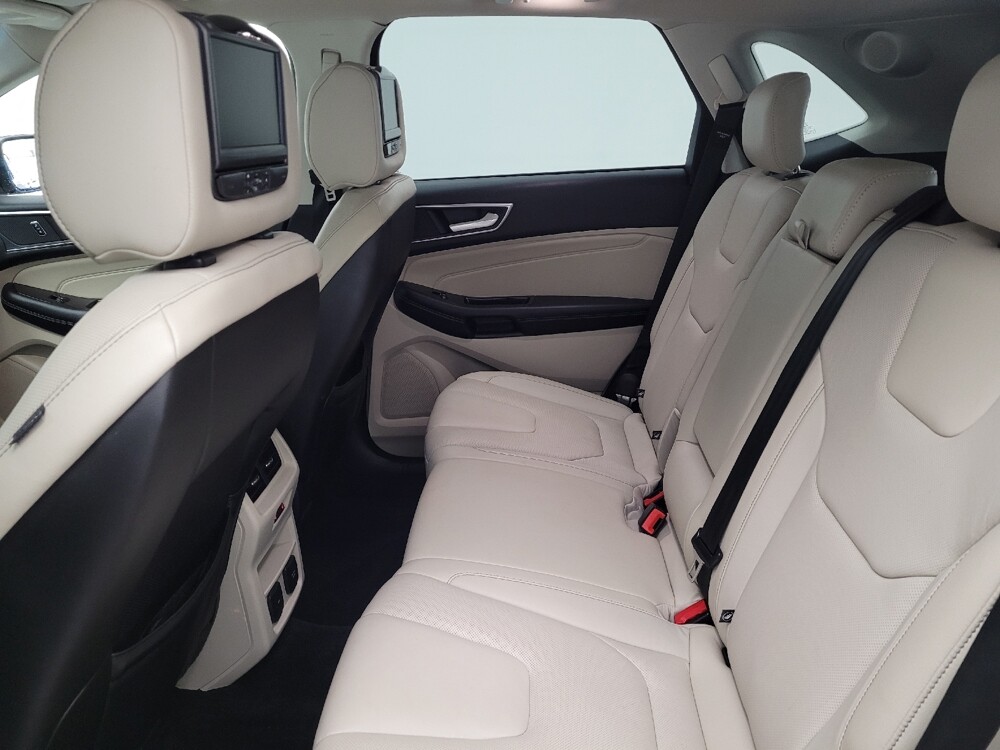 2018 Ford Edge in Cincinnati, OH 45255 - 18083016 18