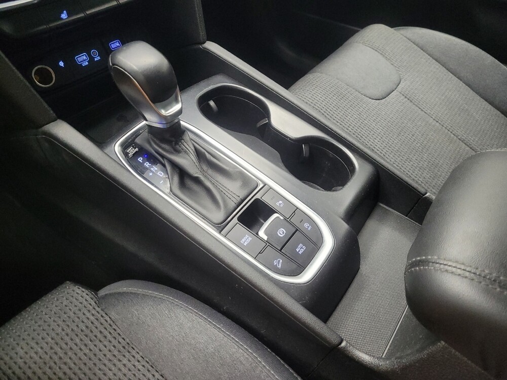 2020 Hyundai Santa Fe in Indianapolis, IN 46219 - 18083017 26