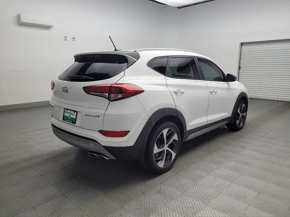2017 Hyundai Tucson in Oklahoma City, OK 73139 - 18083019 9